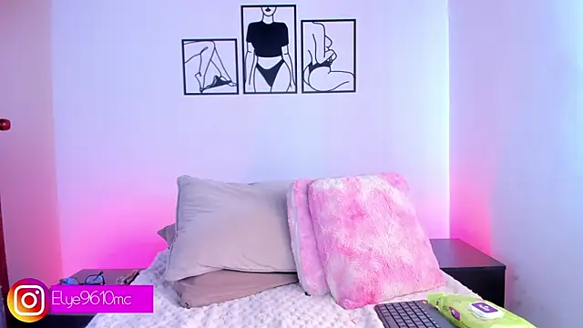 ellie mcdonald online show from 07.10.26