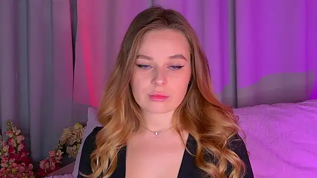 BeatriceEsmont online show from 09.17.25