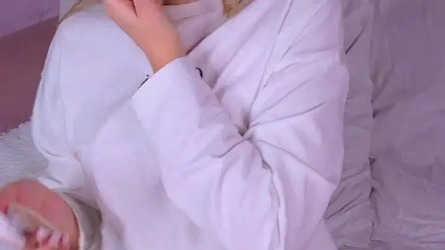 BeatriceEsmont online show from 10.27.25