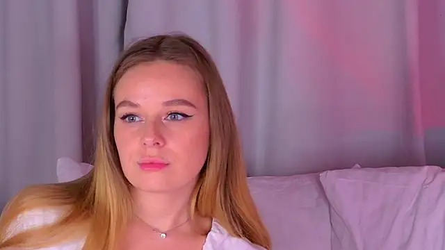 BeatriceEsmont online show from 11.09.25