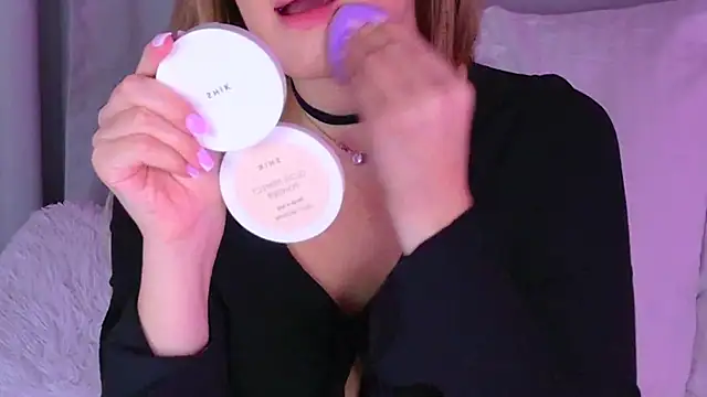 BeatriceEsmont online show from 11.16.25