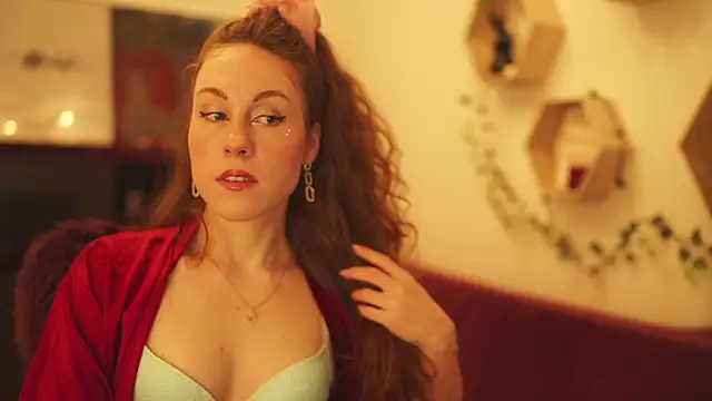 Snapshot of Berberis__Silene chatting on 01.15.25 Berberis Silene online show from 01.15.25