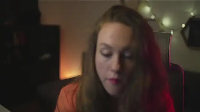 Snapshot of Berberis__Silene chatting on 09.19.25 Berberis Silene online show from 09.19.25