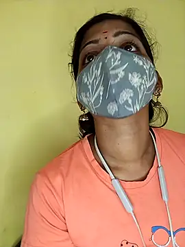 Snapshot of Tamil_Shalini_Lustyy chatting on 02.01.25 Tamil Shalini Lustyy online show from 02.01.25