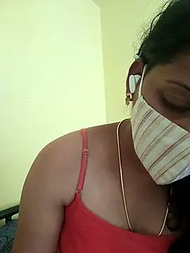 Snapshot of Tamil_Shalini_Lustyy chatting on 02.13.25 Tamil Shalini Lustyy online show from 02.13.25