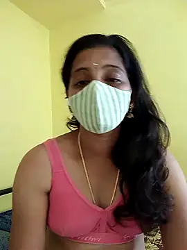 Snapshot of Tamil_Shalini_Lustyy chatting on 02.20.25 Tamil Shalini Lustyy online show from 02.20.25