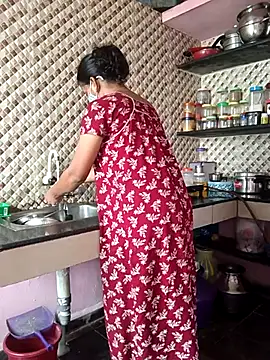 Snapshot of Tamil_Shalini_Lustyy chatting on 09.10.25 Tamil Shalini Lustyy online show from 09.10.25