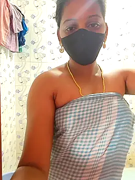 Snapshot of Tamil_Shalini_Lustyy chatting on 10.22.25 Tamil Shalini Lustyy online show from 10.22.25