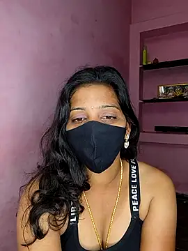 Snapshot of Tamil_Shalini_Lustyy chatting on 10.28.25 Tamil Shalini Lustyy online show from 10.28.25