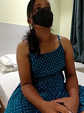 Snapshot of Tamil_Shalini_Lustyy chatting on 11.28.25 Tamil Shalini Lustyy online show from 11.28.25