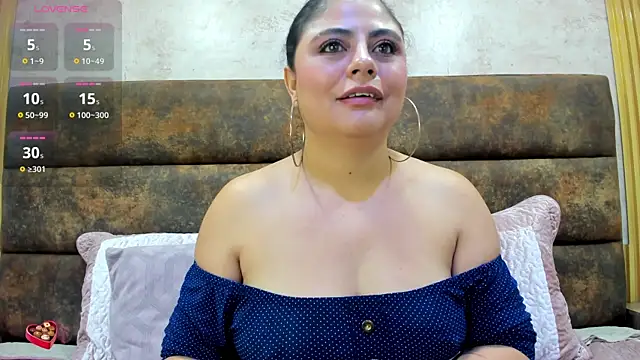 ElizabethWeil online show from 02.08.25