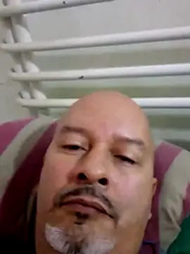 Snapshot of Juan_45 chatting on 06.03.26 Juan 45 online show from 06.03.26