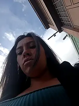 LIZ-06  online show from 03.21.25