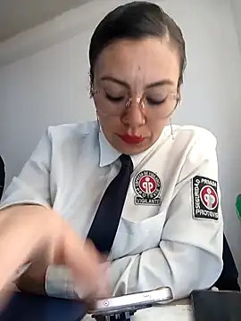 LIZ-06  online show from 10.20.25