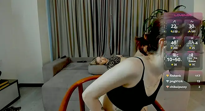 Snapshot of KimStevens chatting on 12.19.24 KimStevens online show from 12.19.24