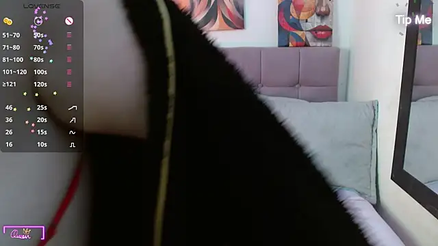 Snapshot of Hellen_starx chatting on 06.18.26 Hellen starx online show from 06.18.26