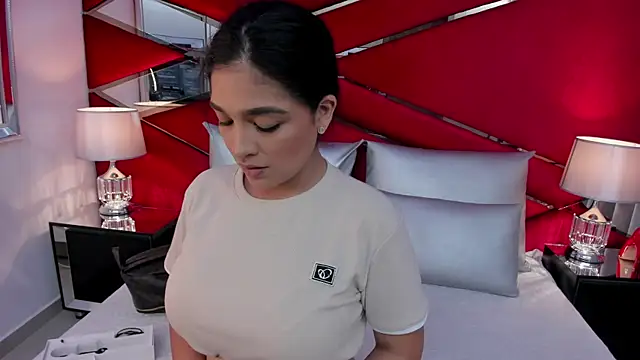 AdeleGray online show from 03.21.25