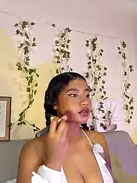 Snapshot of emmamillher chatting on 09.20.25 emmamillher online show from 09.20.25