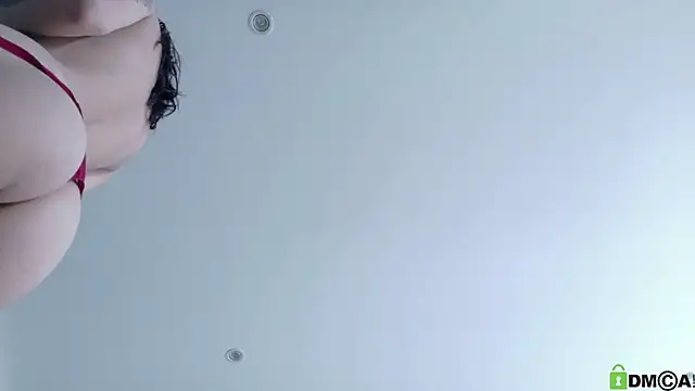 Snapshot of lia__Suummer chatting on 10.10.25 lia Suummer online show from 10.10.25