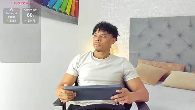 Jacub Micke1 online show from 02.23.25