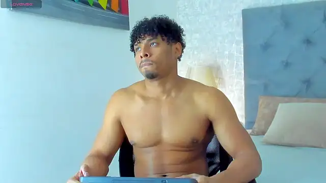 Jacub Micke1 online show from 03.08.25