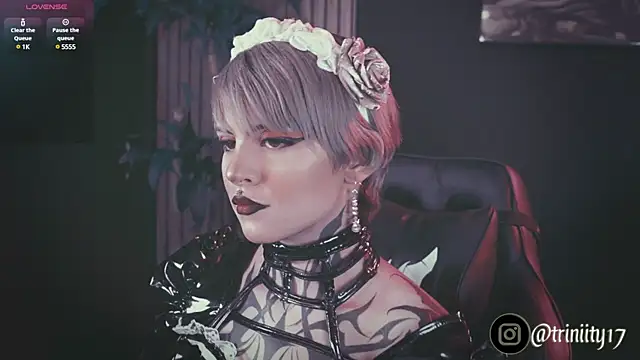 Snapshot of Trinity___s chatting on 03.22.25 Trinity s online show from 03.22.25