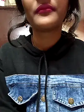 BabySlimmy10 online show from 02.20.25