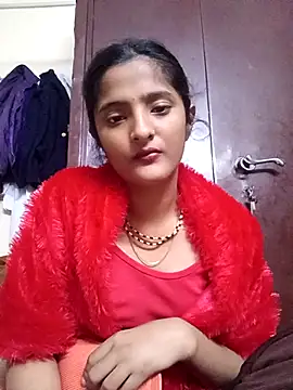 Snapshot of BabySlimmy10 chatting on 12.21.25 BabySlimmy10 online show from 12.21.25