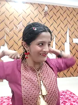 Snapshot of BabySlimmy10 chatting on 02.15.26 BabySlimmy10 online show from 02.15.26