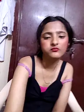 Snapshot of BabySlimmy10 chatting on 02.27.26 BabySlimmy10 online show from 02.27.26