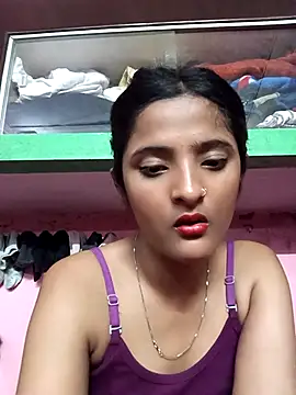 Snapshot of BabySlimmy10 chatting on 04.11.26 BabySlimmy10 online show from 04.11.26