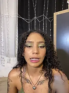 Snapshot of Dakota_M1 chatting on 03.19.25 Dakota M1 online show from 03.19.25