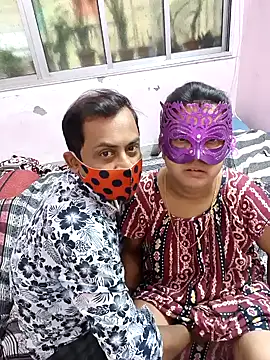 Snapshot of Cute-manisha chatting on 02.11.25 Cute-manisha online show from 02.11.25