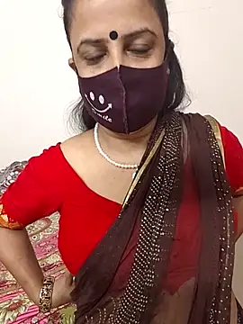 Snapshot of Cute-manisha chatting on 11.14.25 Cute-manisha online show from 11.14.25