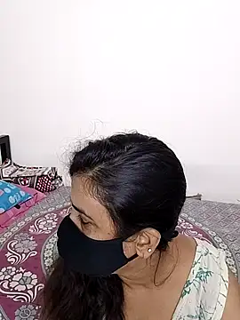 Snapshot of Cute-manisha chatting on 04.12.26 Cute-manisha online show from 04.12.26