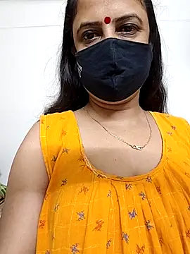 Snapshot of Cute-manisha chatting on 05.04.26 Cute-manisha online show from 05.04.26