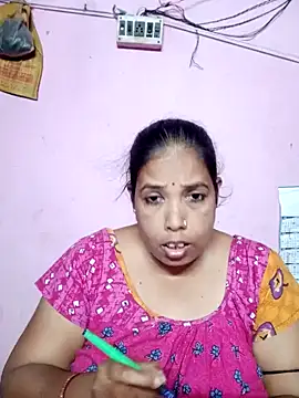 Snapshot of Hotty-rumi chatting on 02.19.25 Hotty-rumi online show from 02.19.25