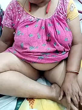 Snapshot of Hotty-rumi chatting on 12.01.25 Hotty-rumi online show from 12.01.25