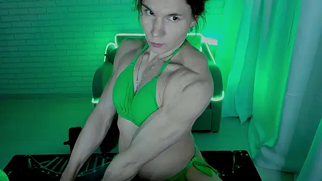 Snapshot of Lisa_Ray chatting on 02.09.25 Lisa Ray online show from 02.09.25