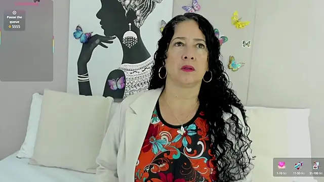 Adelesmithh online show from 10.07.25