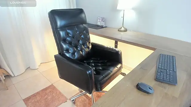 Pamela Johnsonn online show from 01.06.26