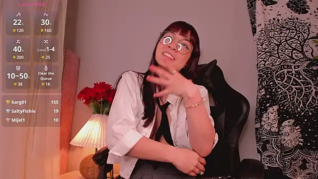 Snapshot of Lia_Sweett_ chatting on 02.28.25 Lia Sweett online show from 02.28.25