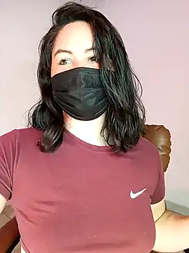 Snapshot of Aiunii1 chatting on 11.15.25 Aiunii1 online show from 11.15.25