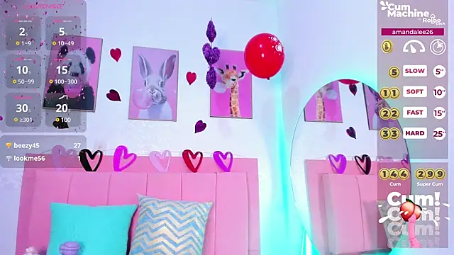 Snapshot of amandalee01 chatting on 02.13.25 amandalee01 online show from 02.13.25