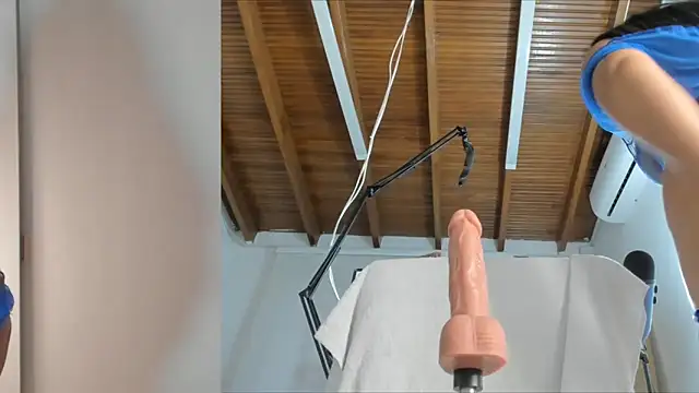 Snapshot of Lucy_carter_ chatting on 09.13.25 Lucy carter online show from 09.13.25