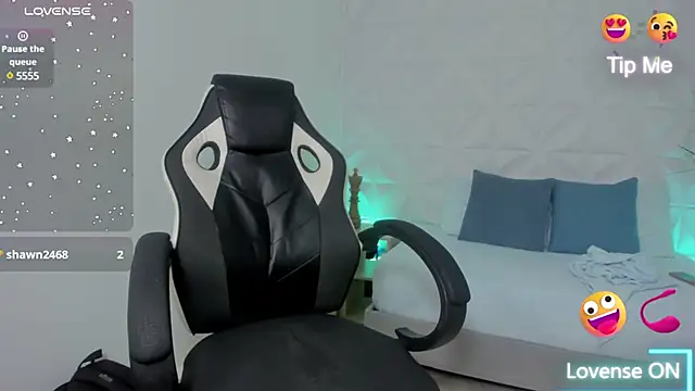 stephanya  online show from 02.18.25