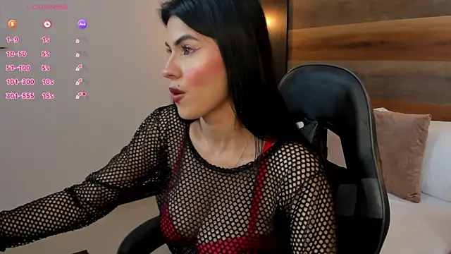 stephanya  online show from 11.08.25