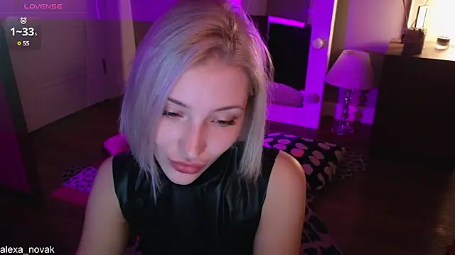 Snapshot of alexa_novak chatting on 02.19.25 alexa novak online show from 02.19.25