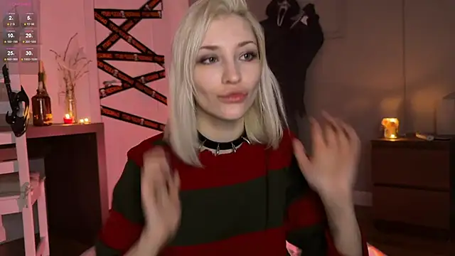 Snapshot of alexa_novak chatting on 10.29.25 alexa novak online show from 10.29.25