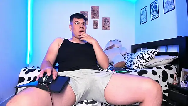 Nicolaskoling online show from 12.14.24